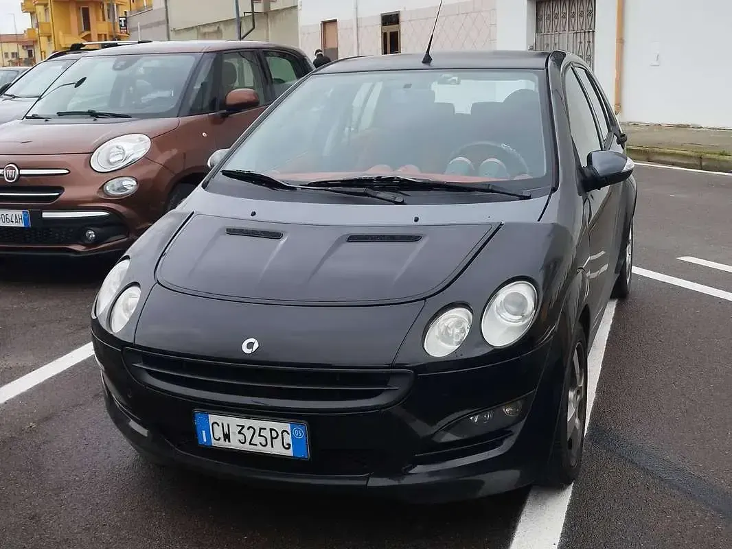 Usata Smart ForFour Passion 95 CV (69 kW) 2005 Nero Utilitaria