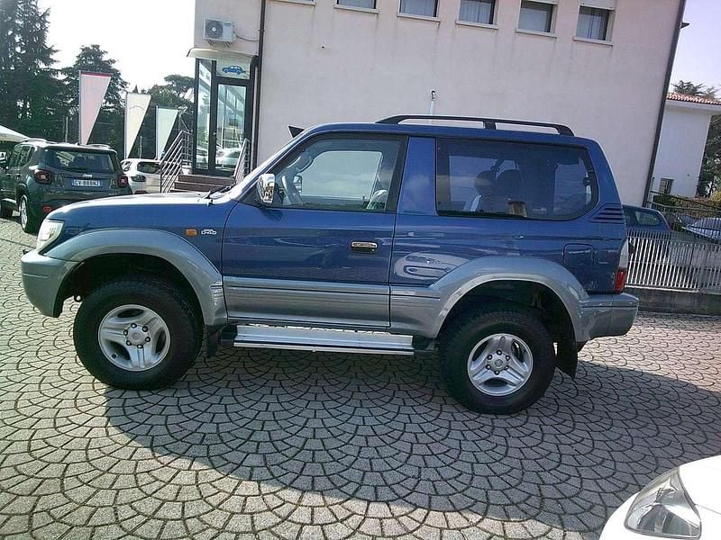 Usata Toyota Land Cruiser 163 CV (119 kW) 2002 Blu/azzurro SUV