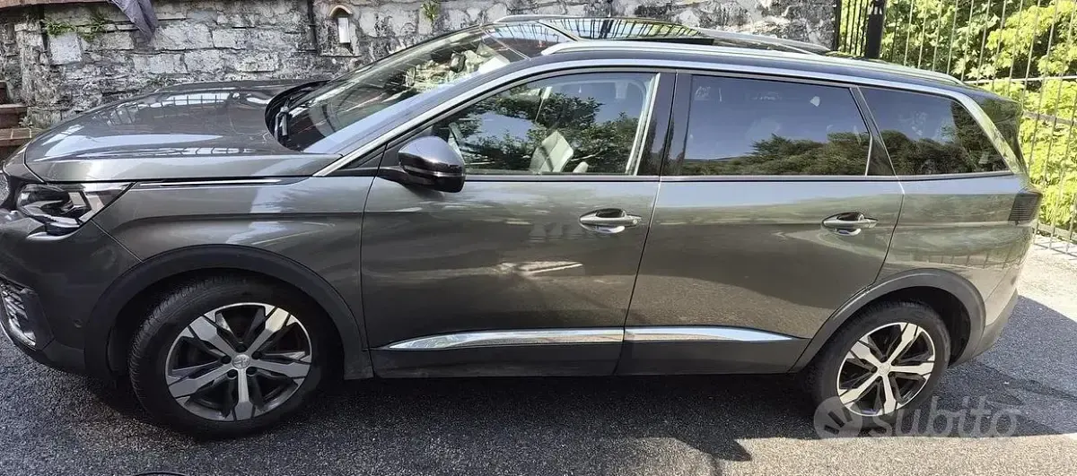 Usata Peugeot 5008 120 CV (88 kW) 2017 Station wagon