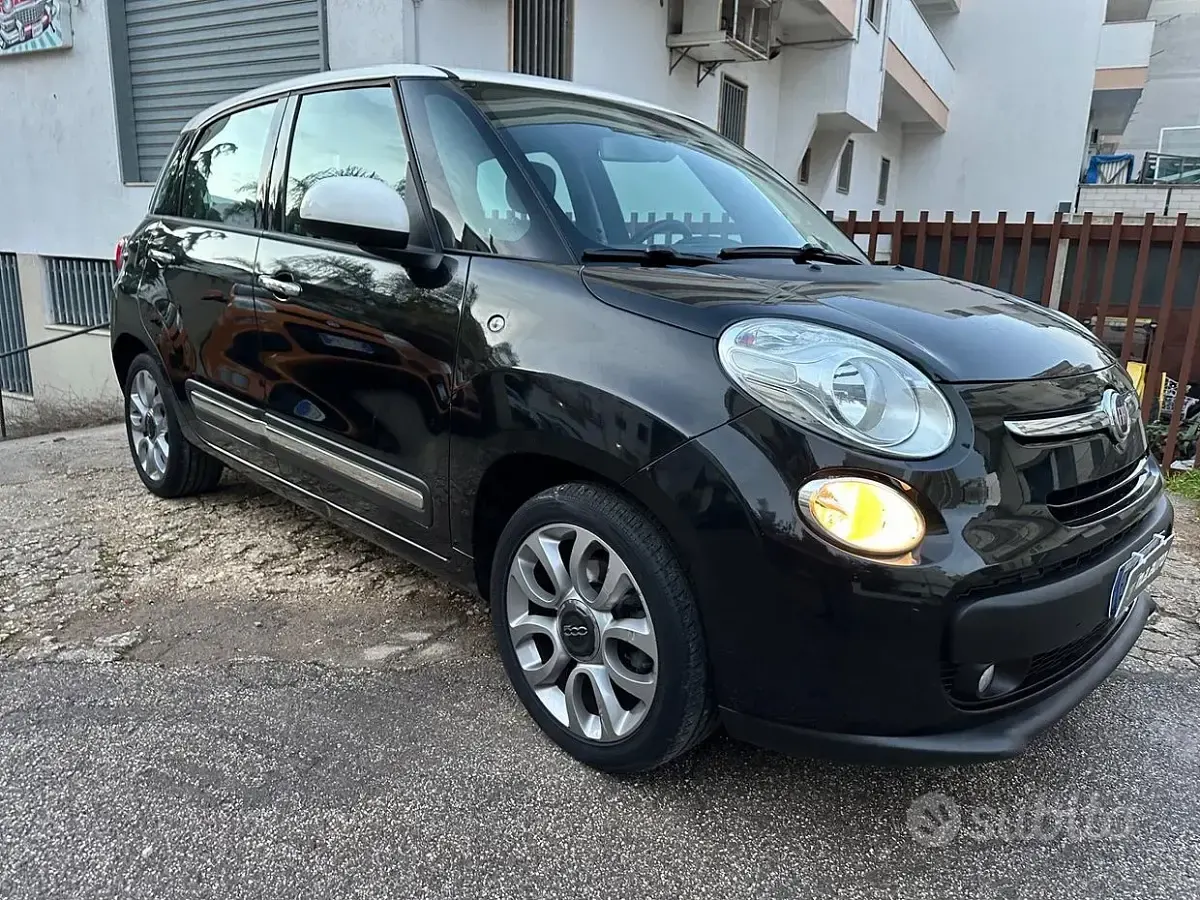 Usata Fiat 500L Lounge 85 CV (62 kW) 2014 Nero Monovolume