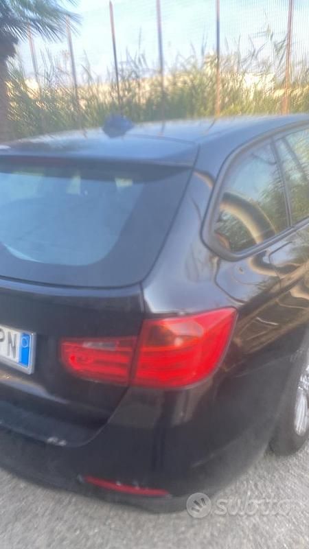 Usata BMW 318 2015 Nero Station wagon