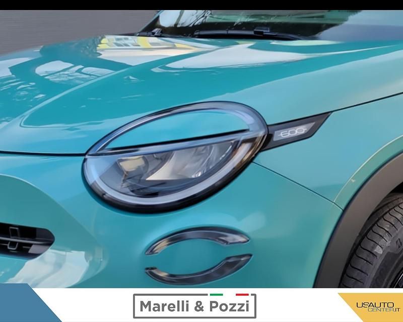 Nuova Fiat 600 Pop 110 CV (80 kW) 2025