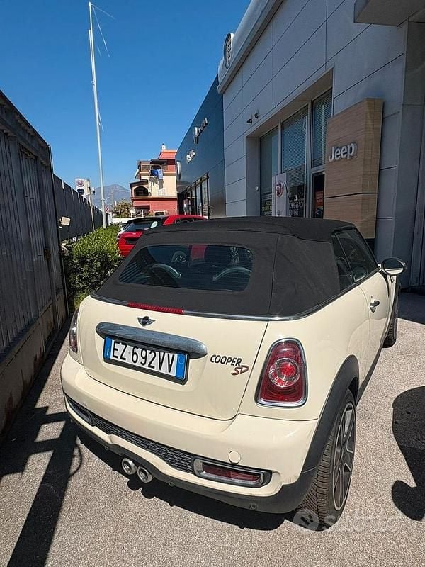 Usata Mini Cooper SD Cabriolet 170 CV (125 kW) 2015 Bianco Cabrio