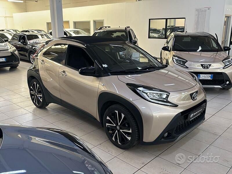 Usata Toyota Aygo X Lounge 72 CV (52 kW) 2023 SUV