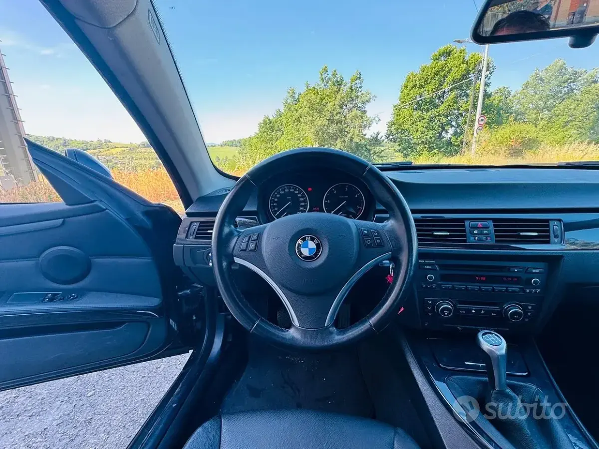 Usata BMW 320 184 CV (135 kW) 2011 Nero Coupé