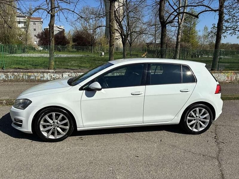 Usata VW Golf VII Highline 105 CV (77 kW) 2013 Bianco Berlina