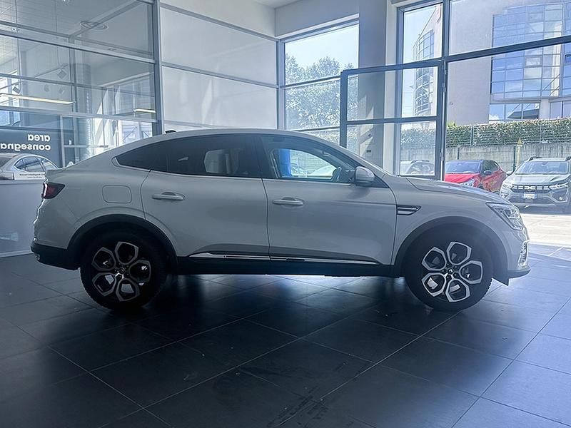 Usata Renault Arkana Intens 145 CV (106 kW) 2022 Bianco perla SUV
