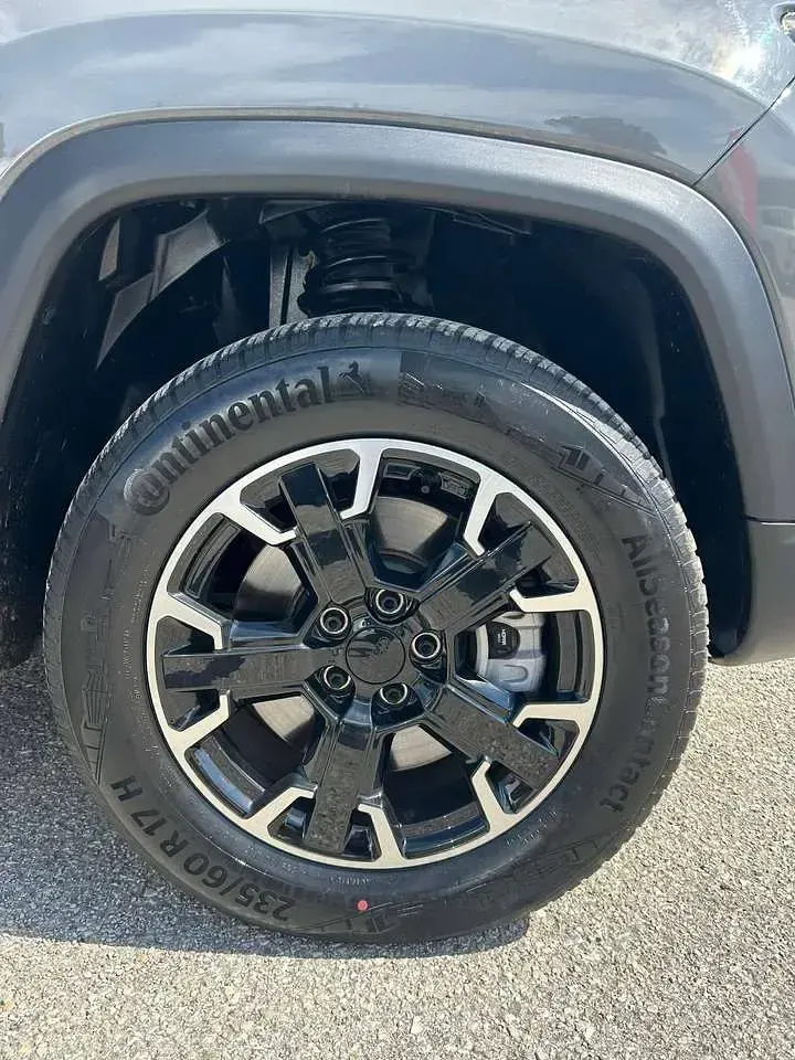Usata Jeep Compass 179 CV (131 kW) 2024 Sting gray SUV