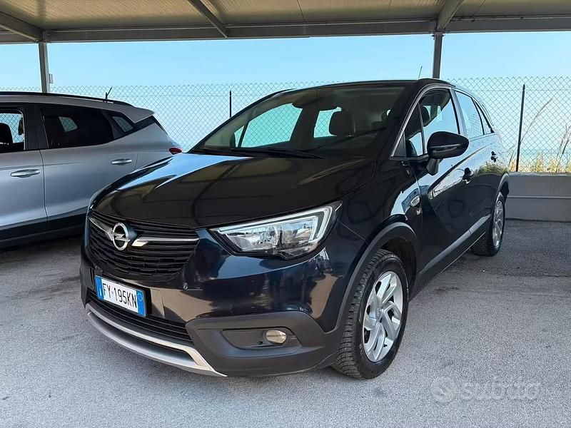 Usata Opel Crossland X Innovation 120 CV (88 kW) 2019 Blu SUV