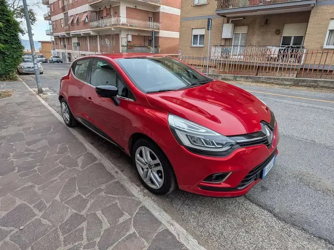 Usata Renault Clio IV Zen 90 CV (66 kW) 2019 Rosso Berlina