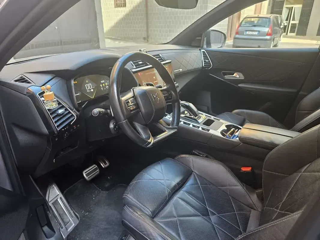 Usata DS Automobiles DS7 Crossback Grand Chic 177 CV (130 kW) 2019 Grigio SUV