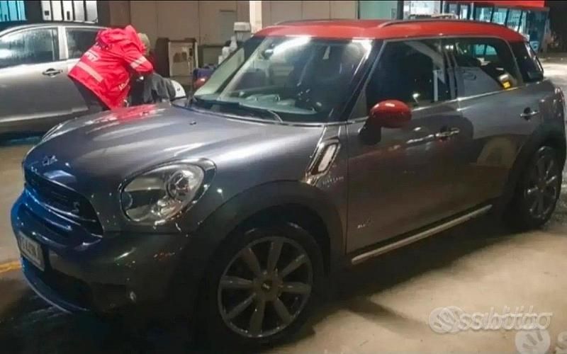 Usata Mini Cooper SD Countryman 143 CV (105 kW) 2015 Grigio SUV