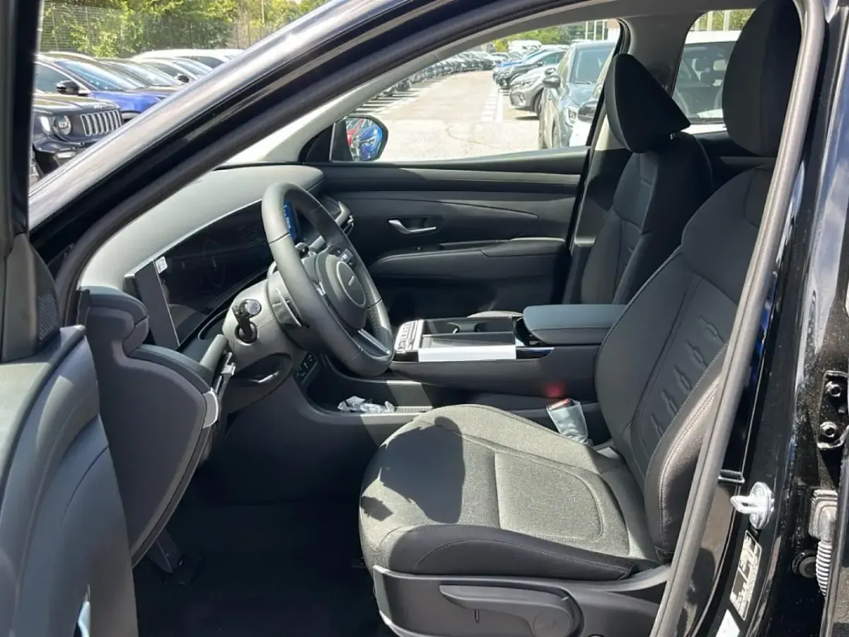 Nuova Hyundai Tucson 180 CV (132 kW) 2026 Nero SUV