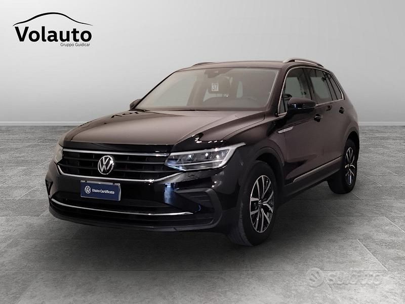 Nero Usata 2020 VW Tiguan Life SUV | 20.500 € (Super prezzo) - Immagine 1/4