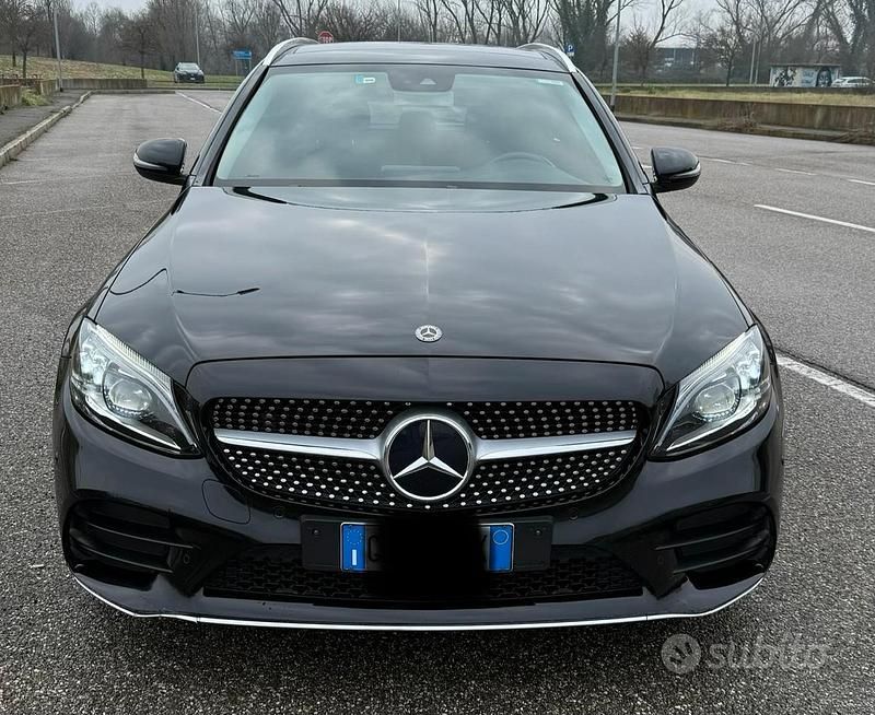 Usata Mercedes C220 Premium 194 CV (142 kW) 2020 Nero Station wagon