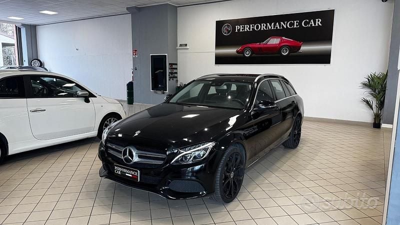 Usata Mercedes C200 136 CV (100 kW) 2016 Nero Station wagon