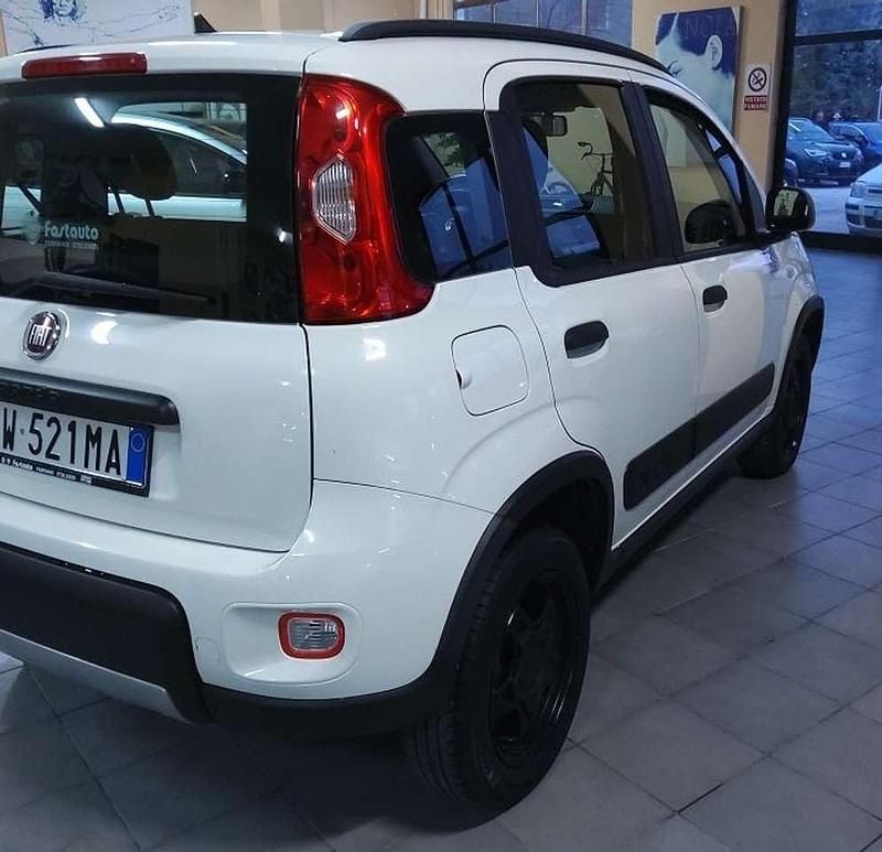 Usata Fiat Panda Cross Cross 86 CV (63 kW) 2019 Bianco Utilitaria