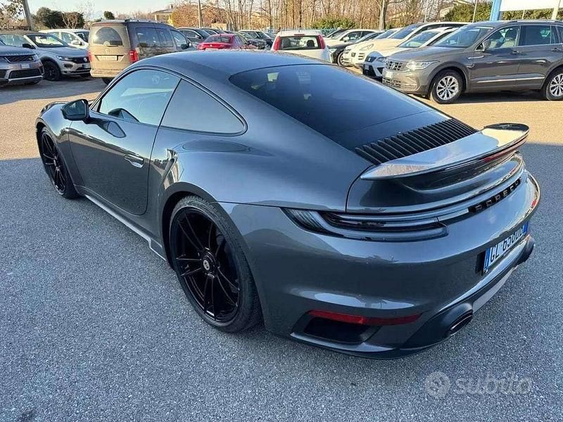 Usata Porsche 911 Turbo 581 CV (427 kW) 2022 Grigio Coupé