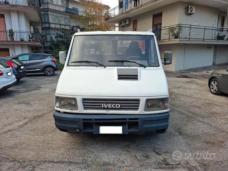 Usata Iveco Daily 75 CV (55 kW) 1995 Bianco Berlina