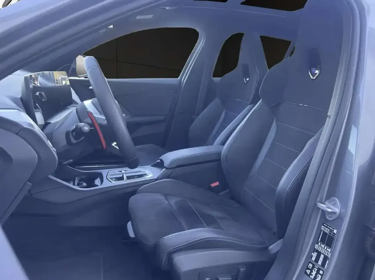 Usata BMW 135 M Sport 299 CV (219 kW) 2025 Grigio Utilitaria