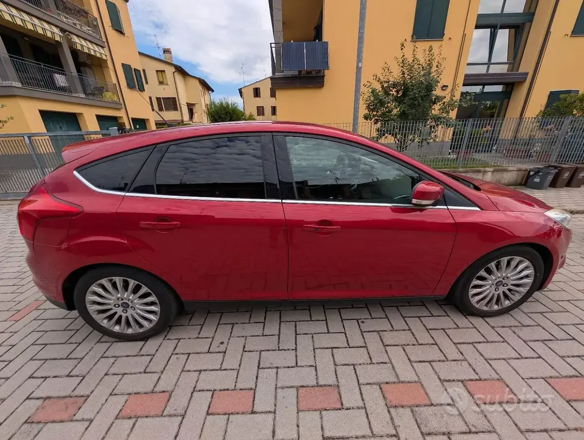 Usata Ford Focus Titanium 115 CV (84 kW) 2013 Rosso Berlina
