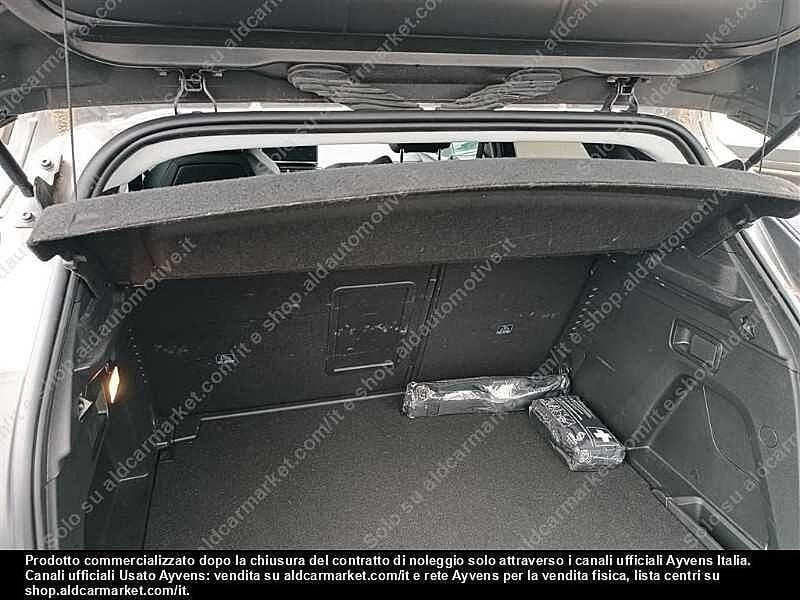 Usata Peugeot 3008 Allure 131 CV (96 kW) 2022 Grigio SUV