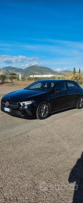 Nero Usata 2019 Mercedes A200 Tre volumi | 19.900 € (Molto cara) - Immagine 1/4
