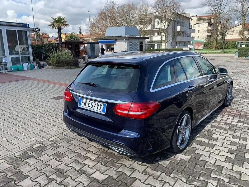 Usata Mercedes C220 Premium 170 CV (125 kW) 2018 Blu/azzurro Station wagon