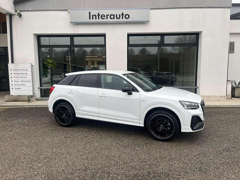 Nuova Audi Q2 Ambiente 150 CV (110 kW) 2026 Bianco arkona SUV