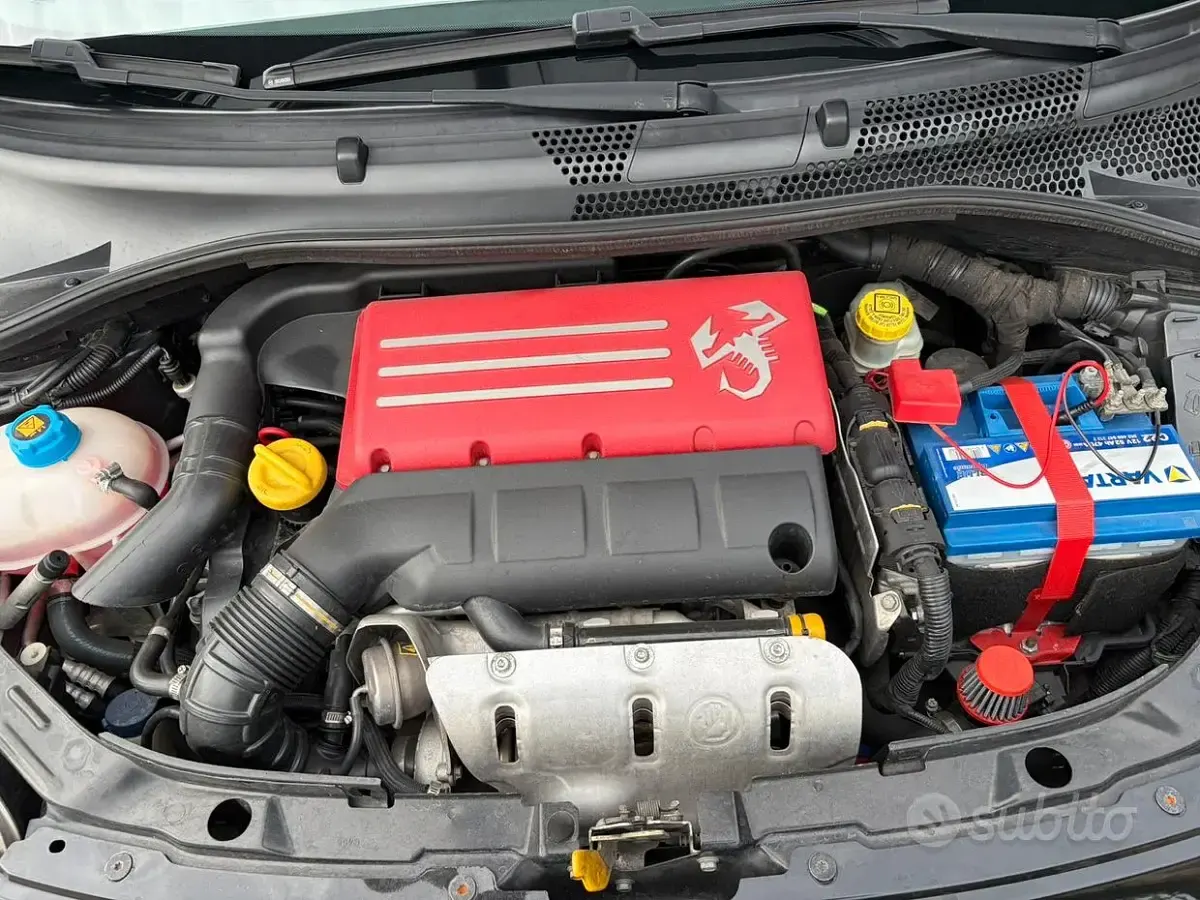 Usata Abarth 500 135 CV (99 kW) 2010 Nero