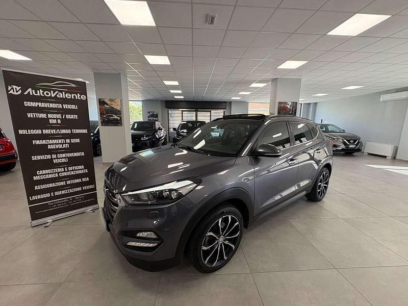 Grigio Usata 2017 Hyundai Tucson Xpossible SUV | 14.500 € (Buon prezzo) - Immagine 1/4