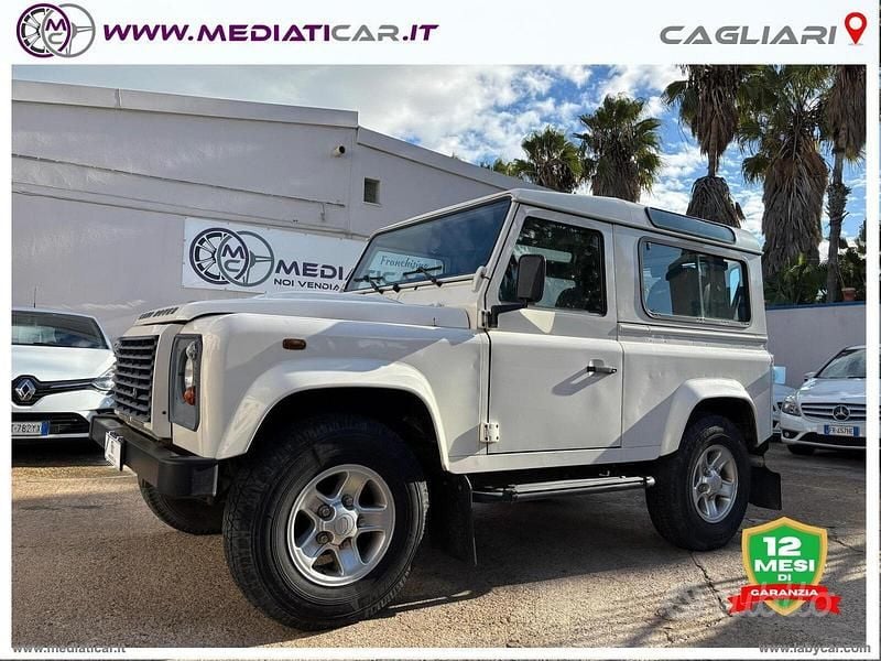 Bianco Usata 2010 Land Rover Defender SE Station wagon | 34.900 € (Buon prezzo) - Immagine 1/4