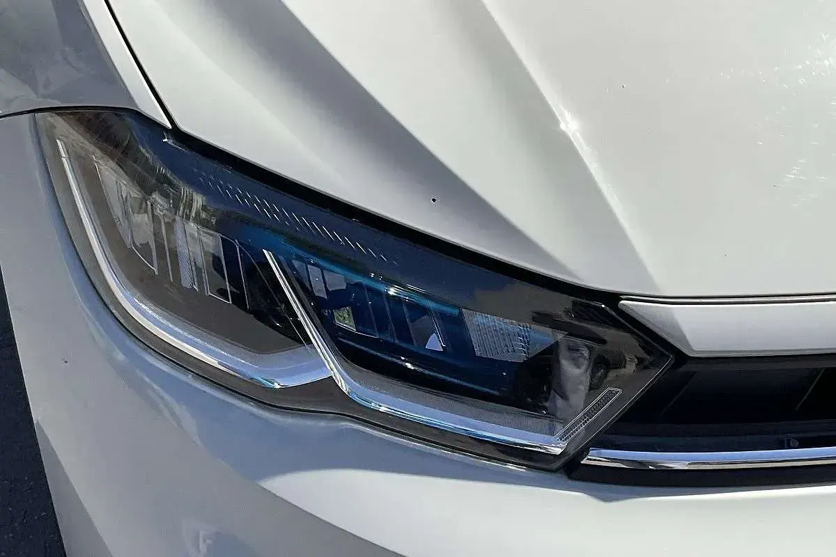 Usata VW Polo Life 95 CV (69 kW) 2023 Bianco Utilitaria