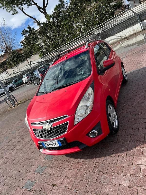 Usata Chevrolet Spark 64 CV (47 kW) 2010 Rosso Utilitaria