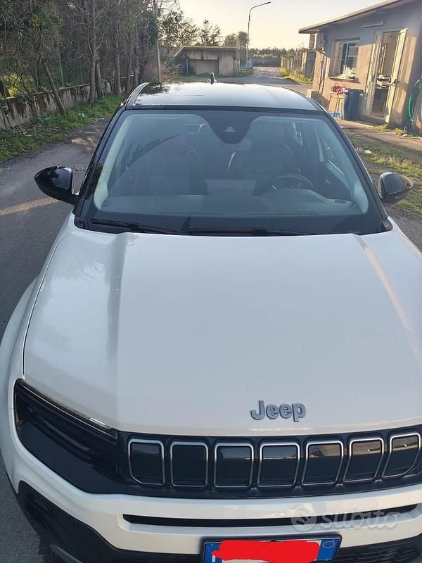 Usata Jeep Avenger Altitude 101 CV (74 kW) 2023 Bianco SUV
