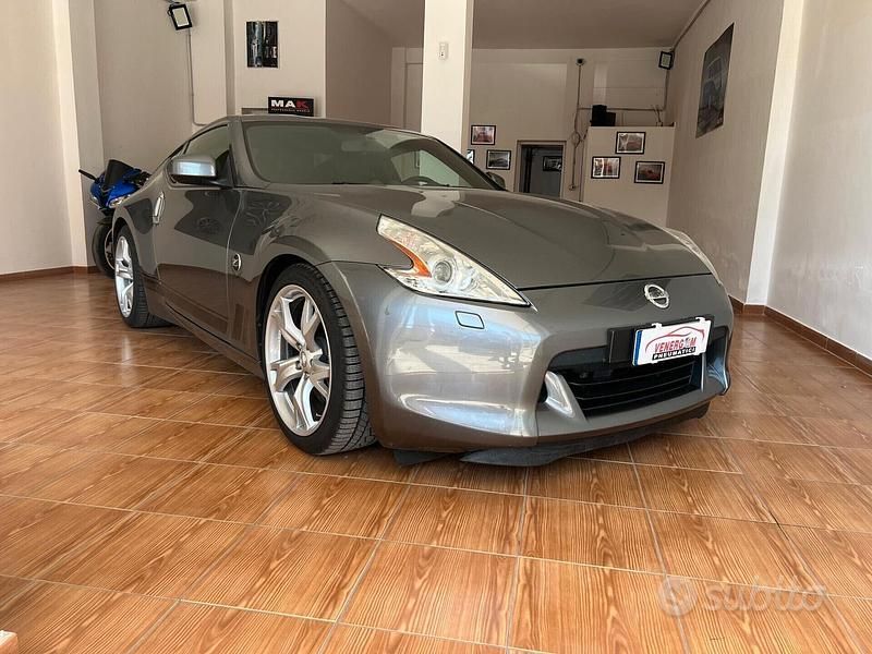 Usata Nissan 370Z 340 CV (250 kW) 2012 Grigio Coupé