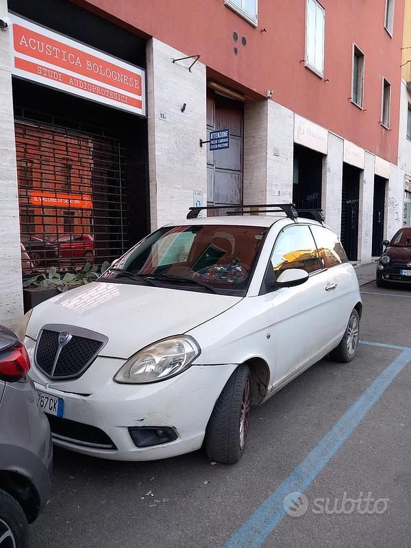 Usata Lancia Ypsilon 77 CV (56 kW) 2009 Bianco Utilitaria