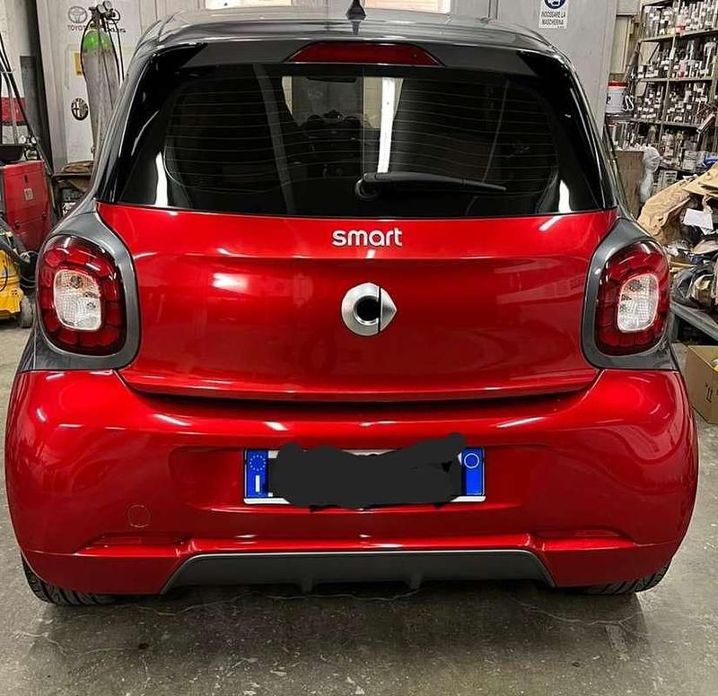 Usata Smart ForFour Brabus 90 CV (66 kW) 2018 Rosso Utilitaria