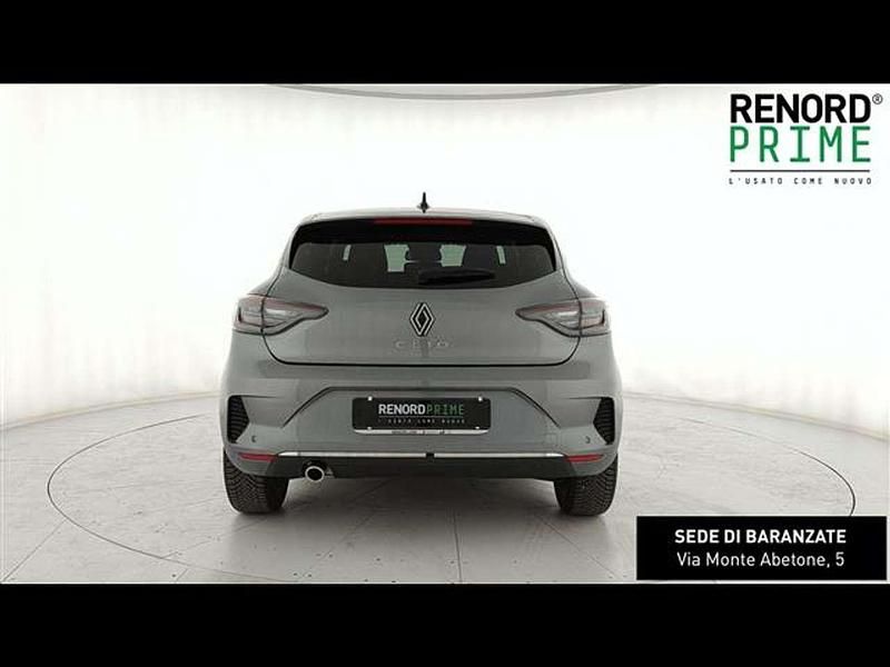 Usata Renault Clio V Techno 91 CV (66 kW) 2025 Grigio chiaro Berlina