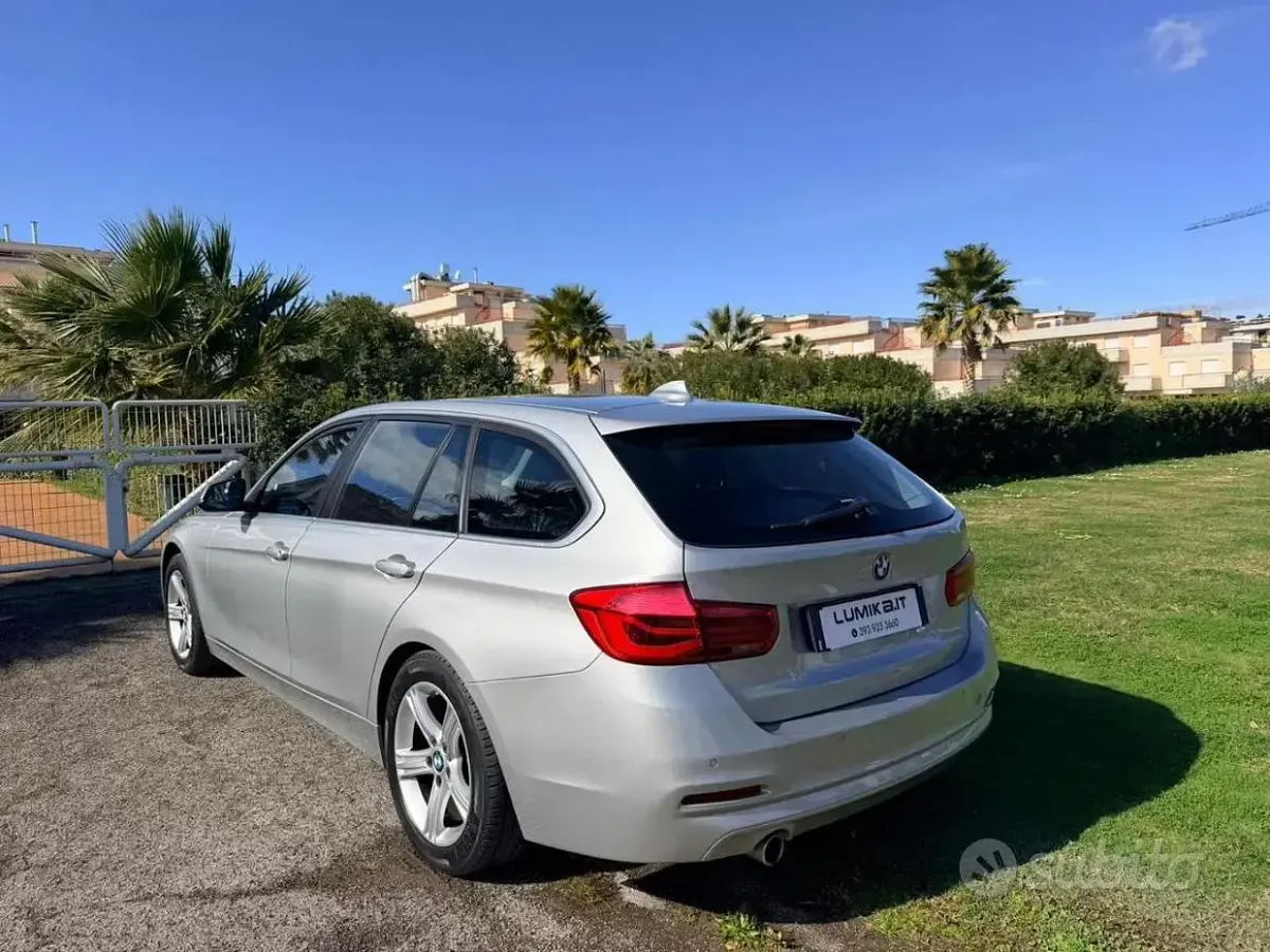 Usata BMW 318 Sport Line 150 CV (110 kW) 2016 Grigio Station wagon