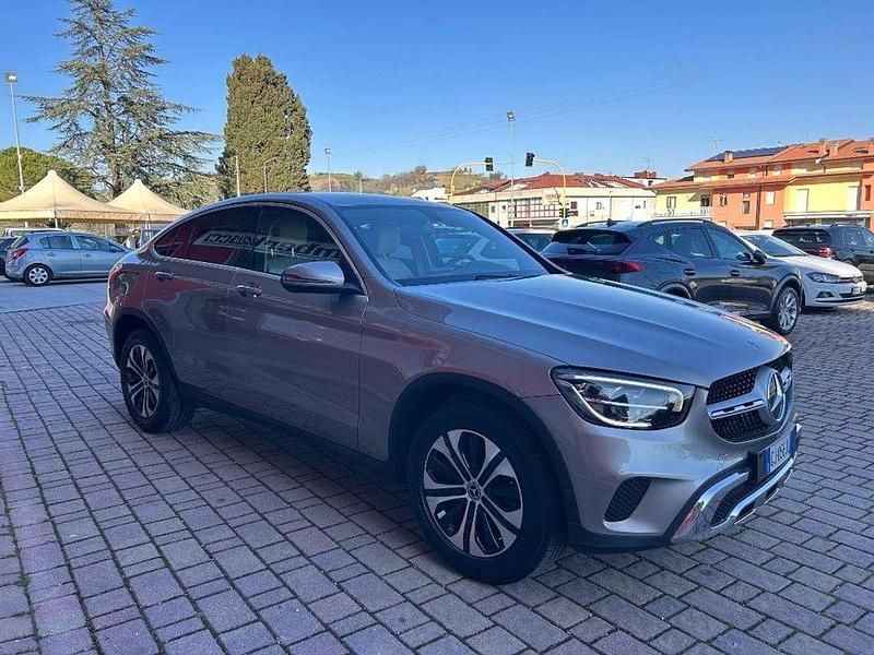 Occasion Mercedes GLC220 Executive 194 ch (142 kW) 2022 Beige Coupé