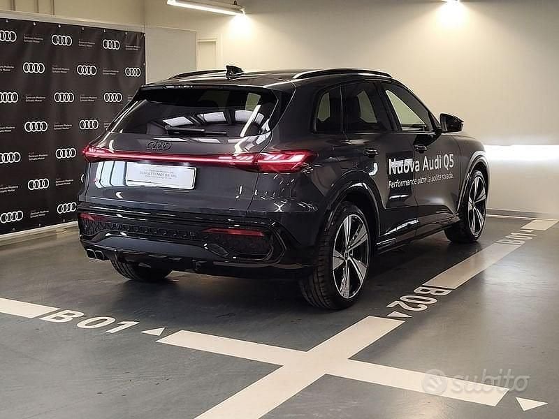 Nuova Audi Q5 204 CV (150 kW) 2025 Grigio SUV