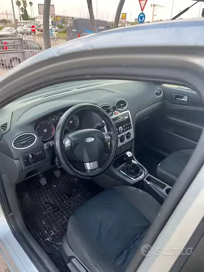 Usata Ford Focus 90 CV (66 kW) 2007 Berlina