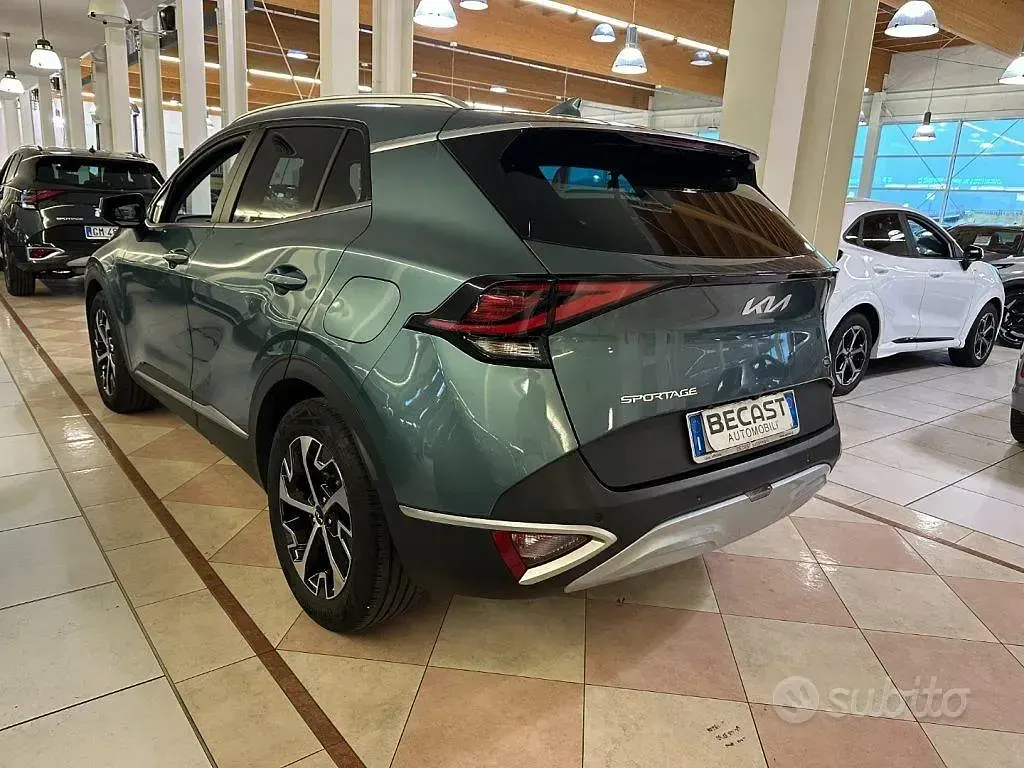 Usata Kia Sportage Style 150 CV (110 kW) 2024 Grigio metallizzato SUV