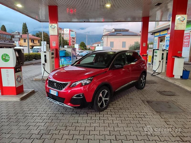 Usata Peugeot 3008 GT-line 131 CV (96 kW) 2018 Rosso Station wagon
