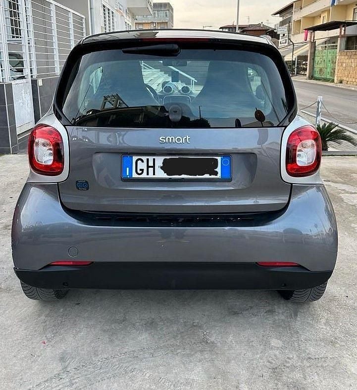 Usata Smart ForTwo Electric Drive 60 kW (82 CV) 2018 Utilitaria