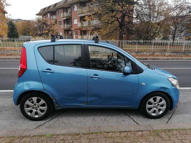 Usata Opel Agila Enjoy 86 CV (63 kW) 2009 Blu/azzurro Utilitaria