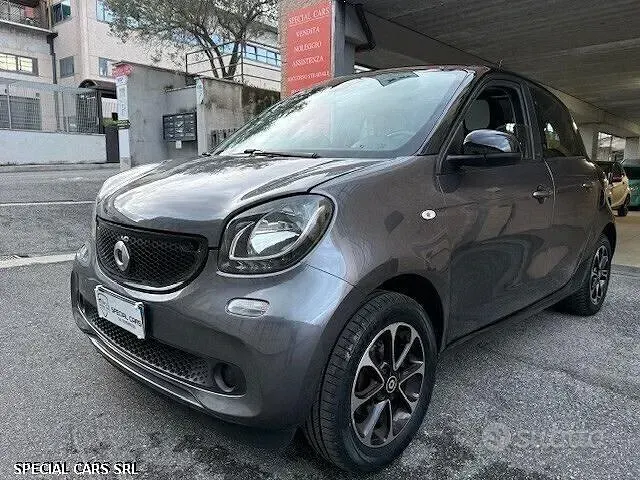 Occasion Smart ForFour 71 ch (52 kW) 2016 Noir Citadine