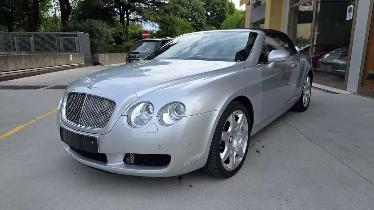 Usata Bentley Continental GT Convertible 559 CV (411 kW) 2007 Nero Cabrio