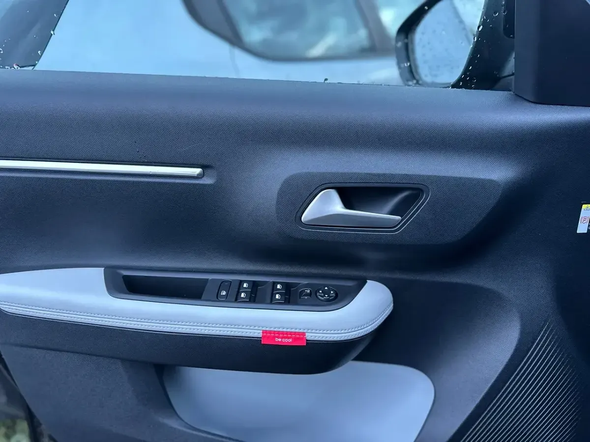 Usata Citroën e-C3 83 kW (113 CV) 2025 Grigio Utilitaria